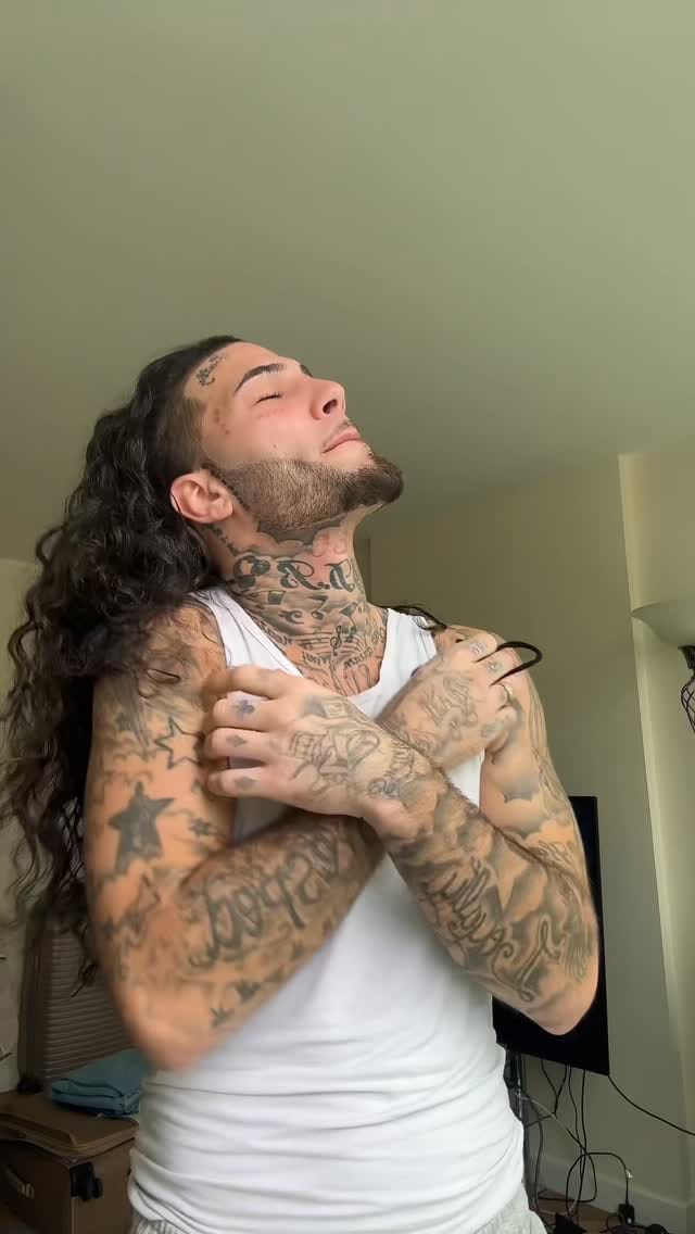 Post 1 by Lattz on Instagram (video)