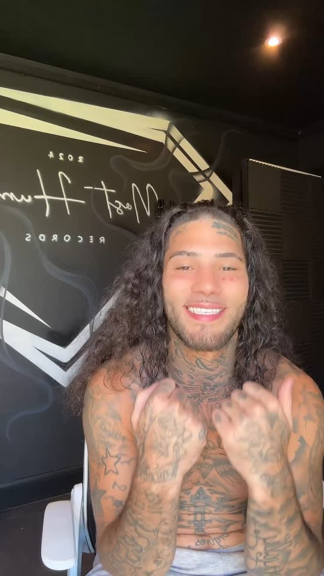 Post 6 by Lattz on Instagram (video)