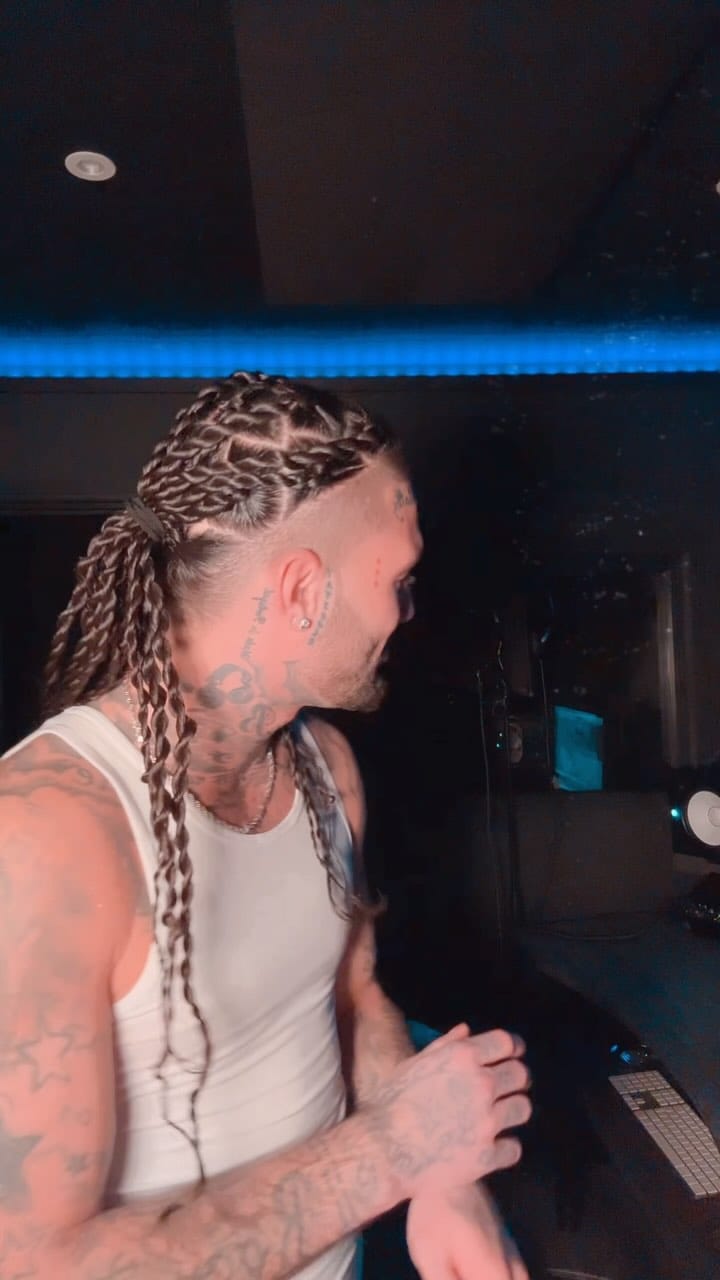 Post 8 by Lattz on Instagram (video)