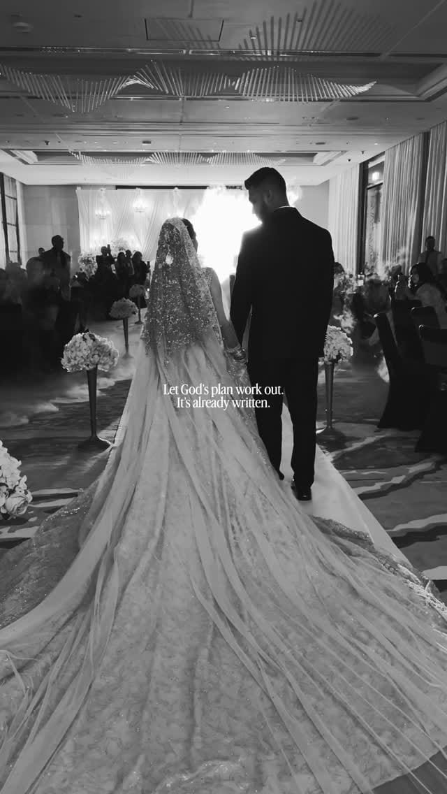 Post 2 by Hira Ahmed on Instagram (video)