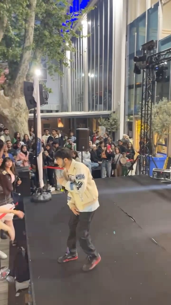 Post 2 by Redar on Instagram (video)