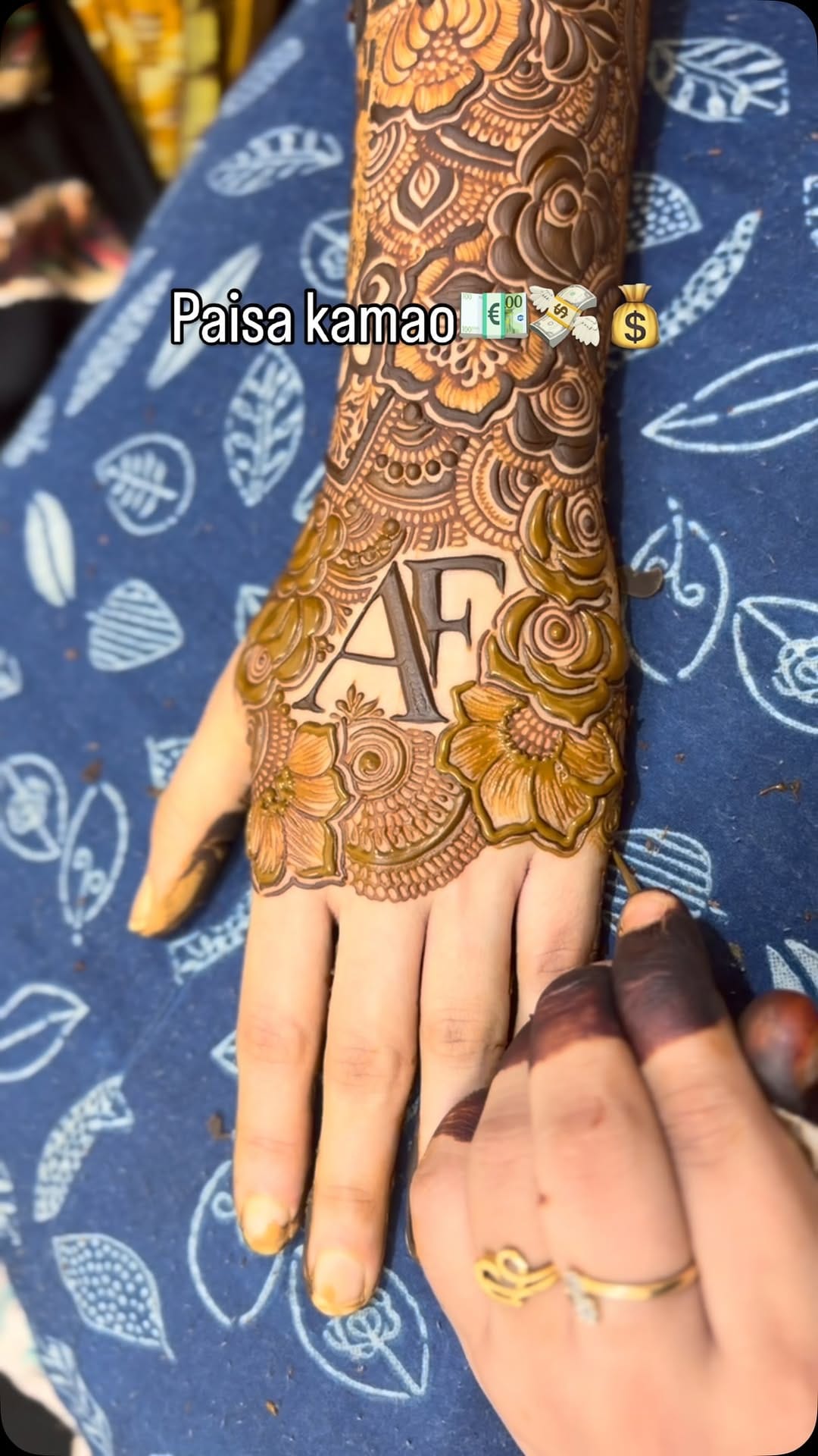Post 4 by Naba Danish Sarvar | Mehendi Artist ☘️ on Instagram (video)