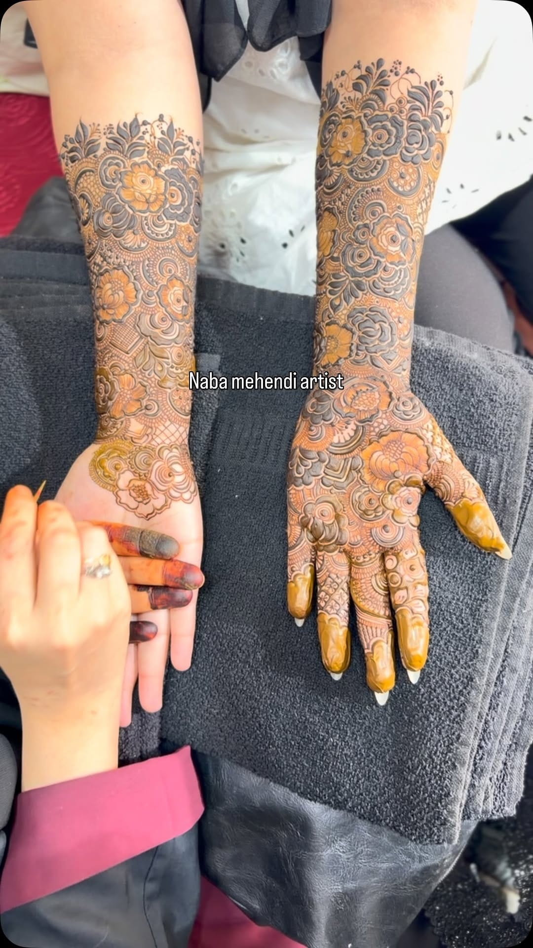 Post 2 by Naba Danish Sarvar | Mehendi Artist ☘️ on Instagram (video)