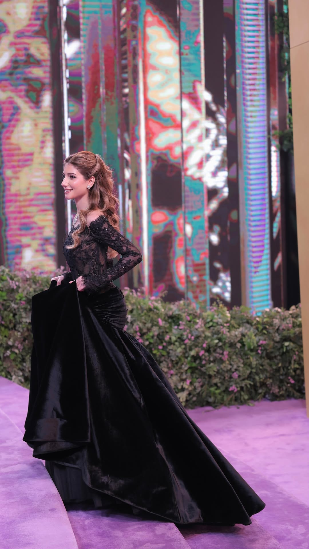 Post 4 by RAHAF ALSHAMMRI - رهف الشمري on Instagram (video)