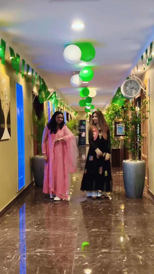 Post 3 by Vidya Joshipatel on Instagram (video)