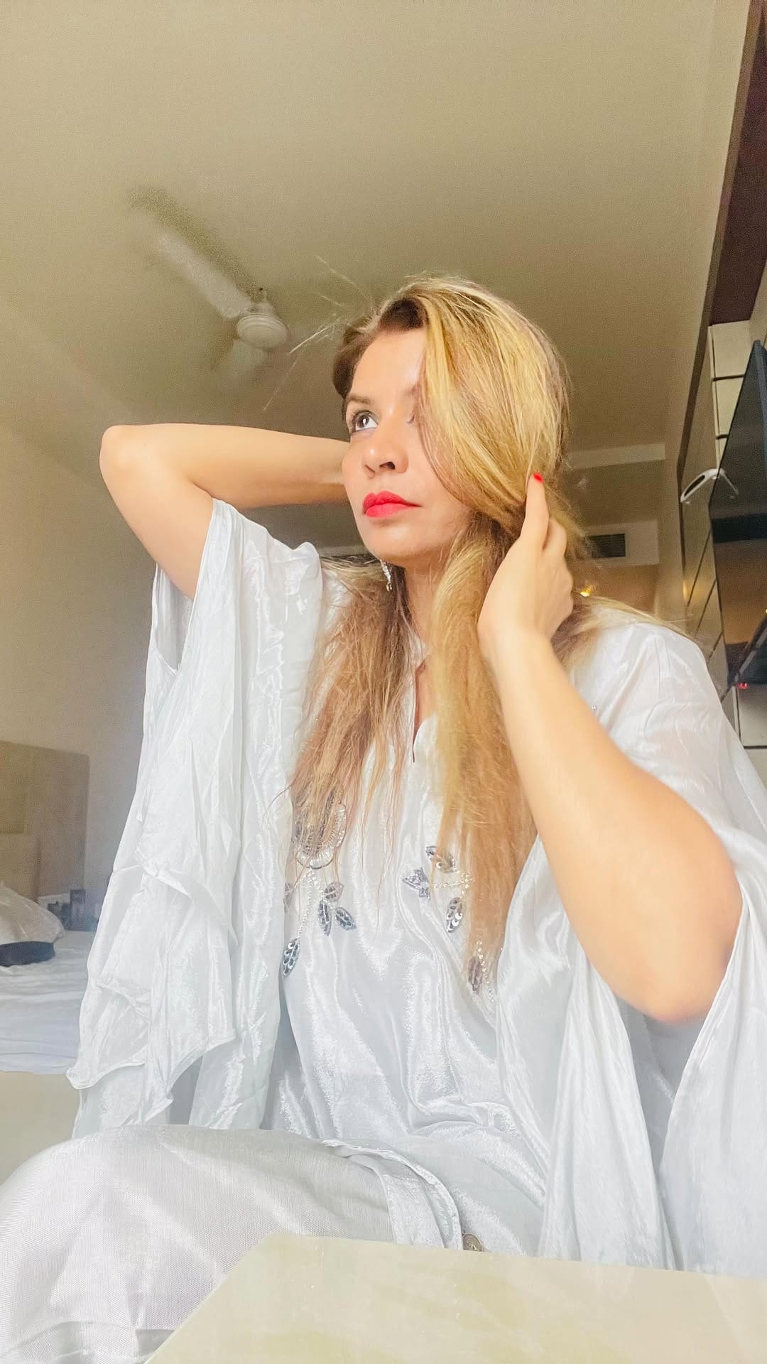 Post 7 by Vidya Joshipatel on Instagram (video)