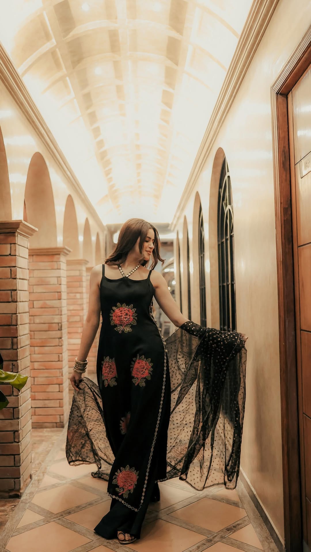 Post 6 by Aiza Haroon on Instagram (video)