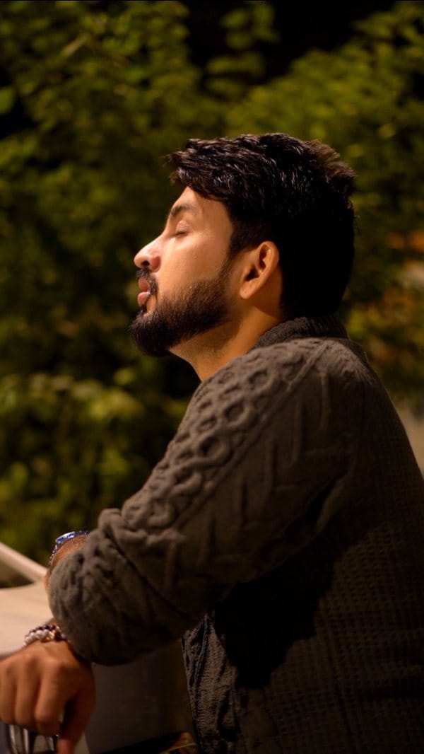 Post 8 by Shubh Singh on Instagram (video)
