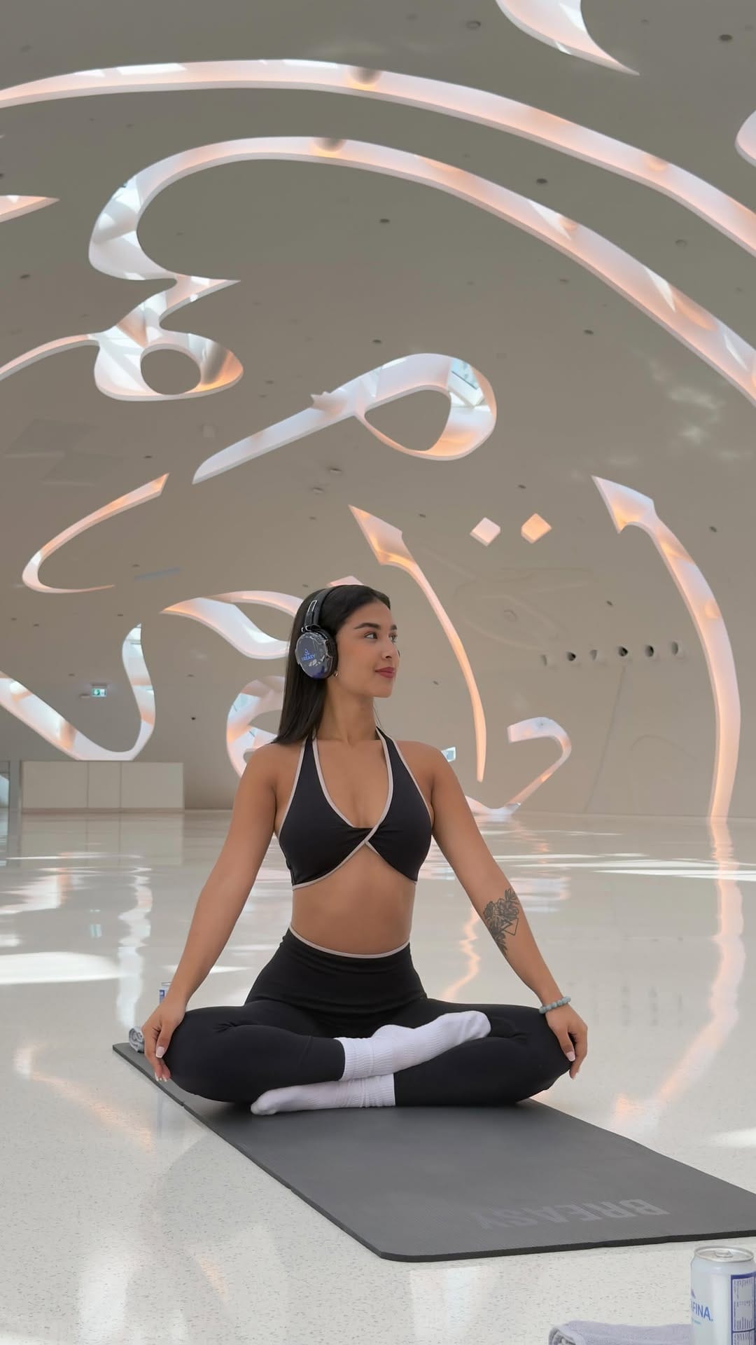 Post 6 by T a t i a n a on Instagram (video)
