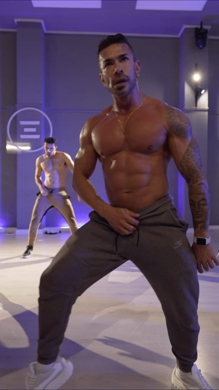 Post 10 by Edwin Alexander Rojo Marin on Instagram (video)