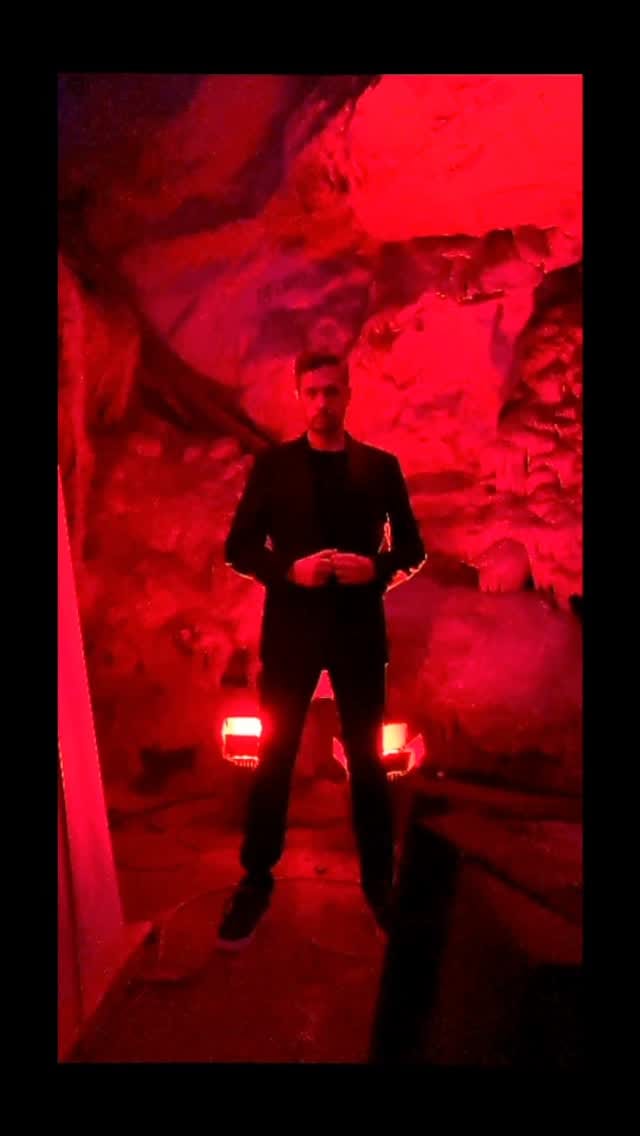 Post 4 by Le Flex on Instagram (video)