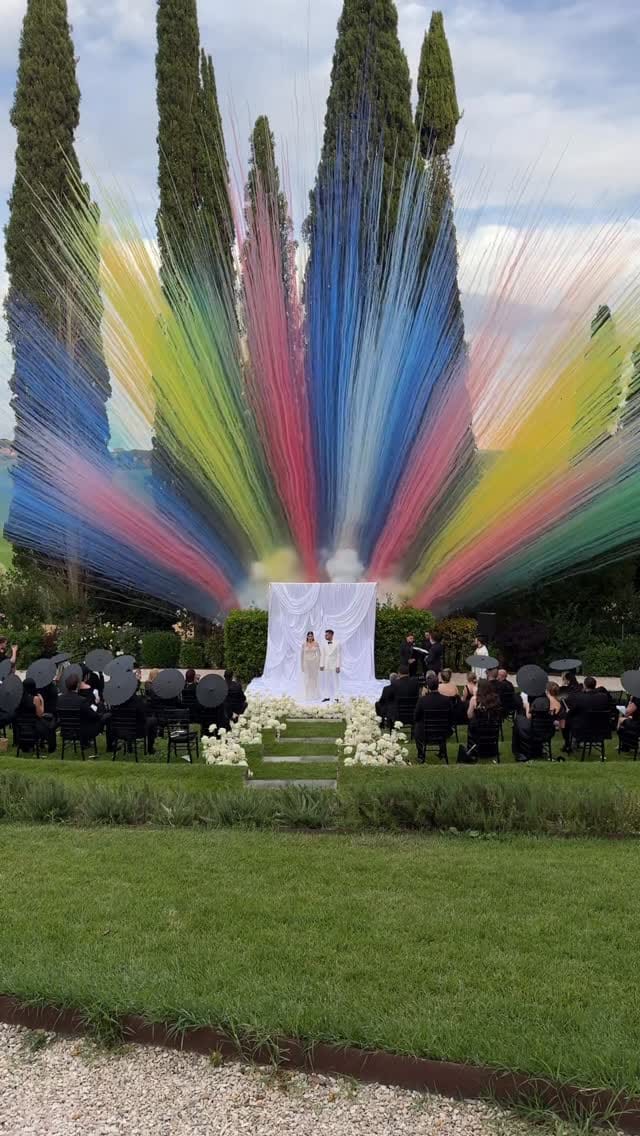 Post 4 by Geta Ungurean on Instagram (video)