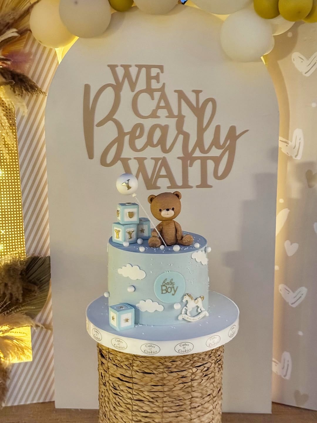Post 6 by Hey!ToZee on Instagram (image)