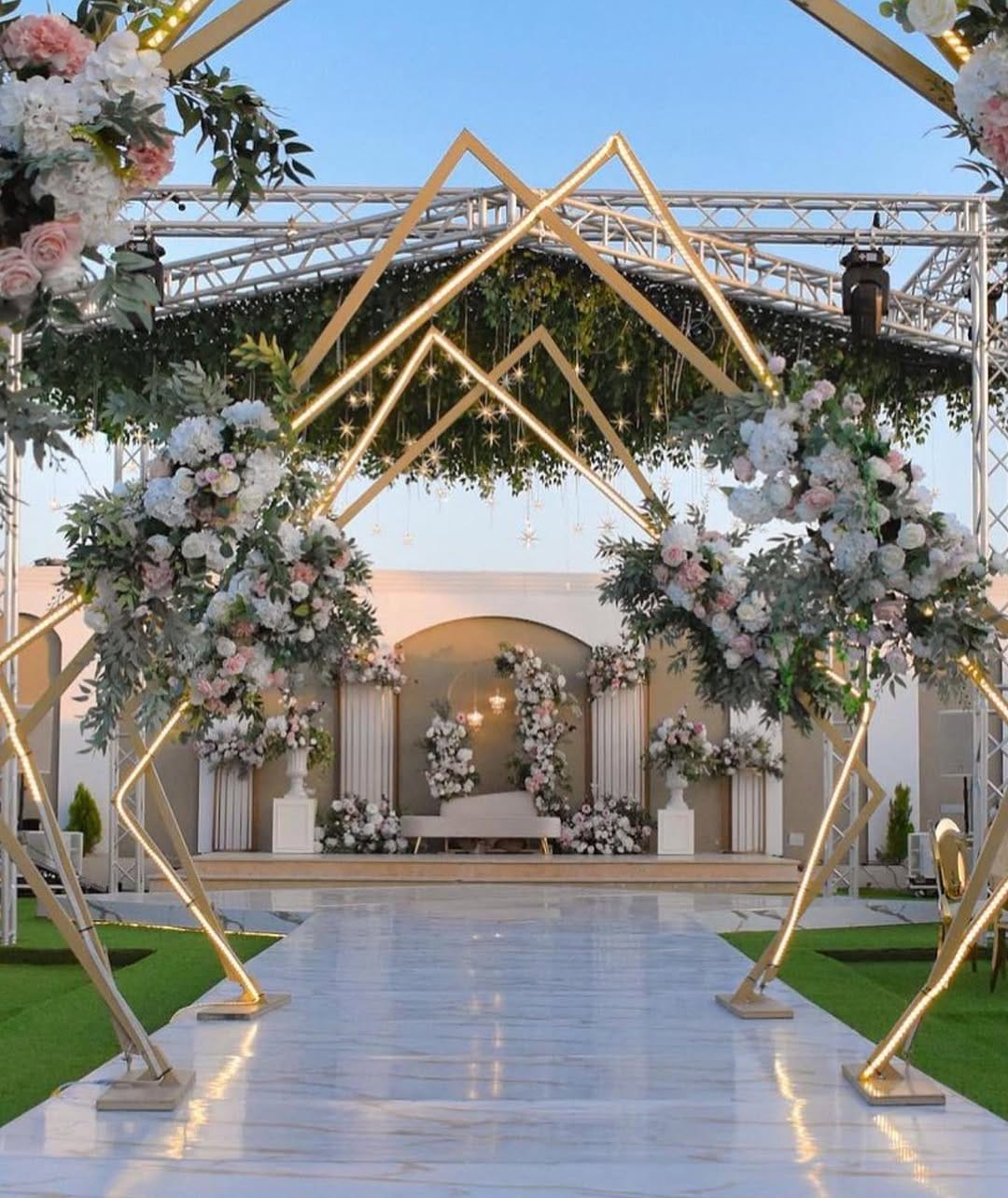 Post 10 by orchid🪷 party on Instagram (image)