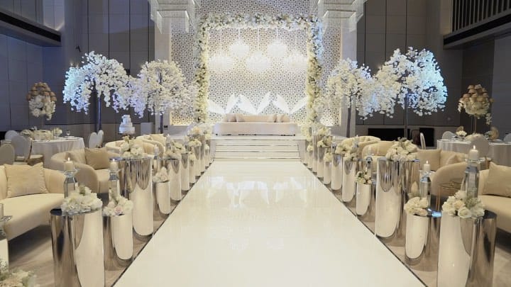 Post 4 by Special Events Weddings on Instagram (video)