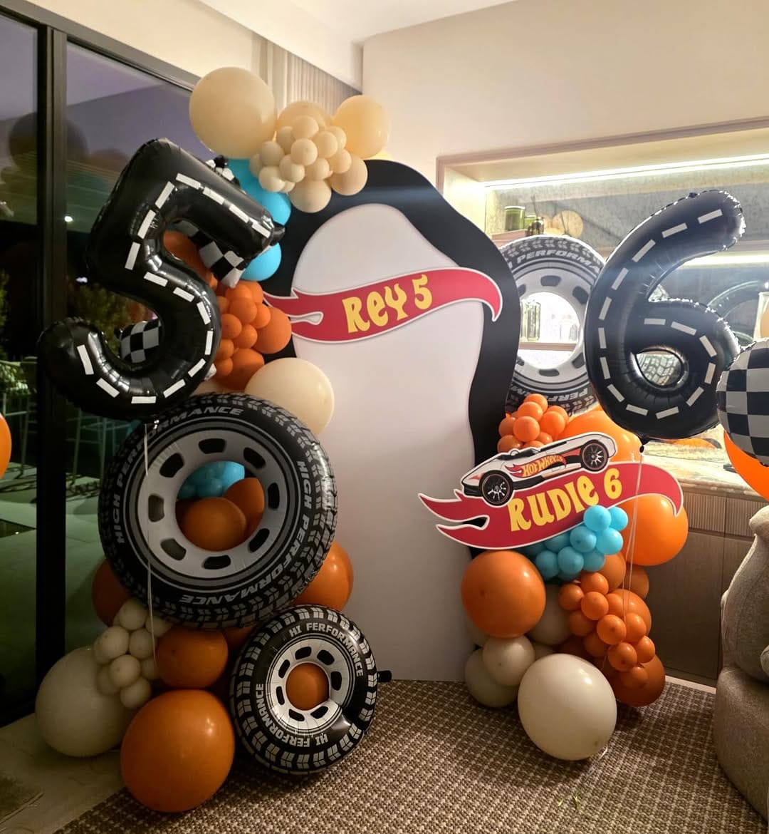 Post 4 by BACKDROPS, BALLOONS, FLOWERS, EVENT PLANNING 🤍 on Instagram (image)