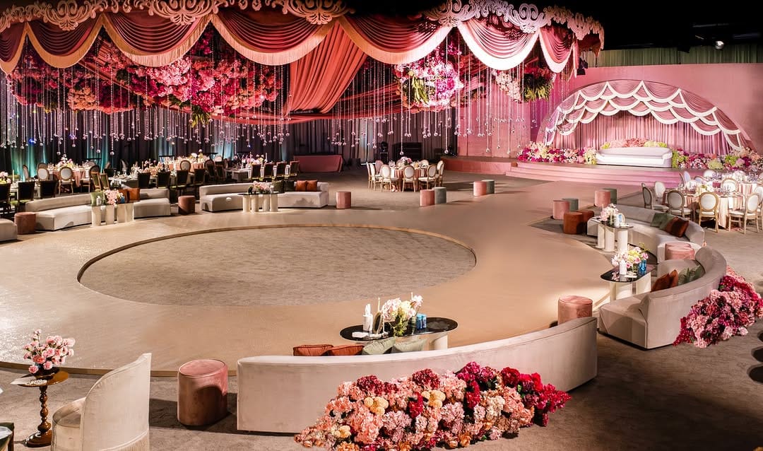 Post 9 by الهدية Wedding & events on Instagram (carousel)