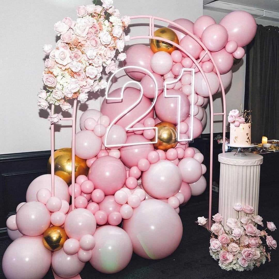 Post 4 by Luxe Events Diary on Instagram (image)