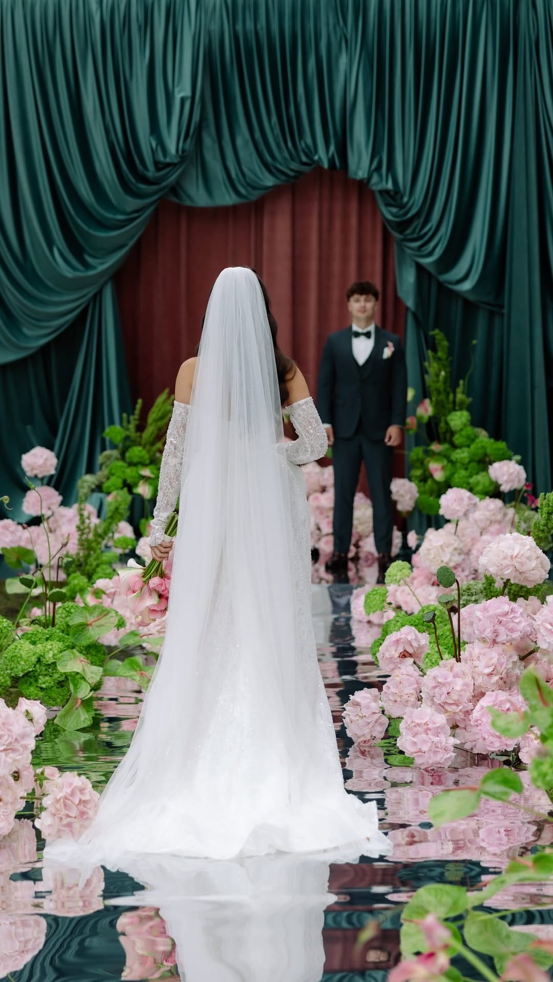 Post 1 by Destination wedding planner on Instagram (video)