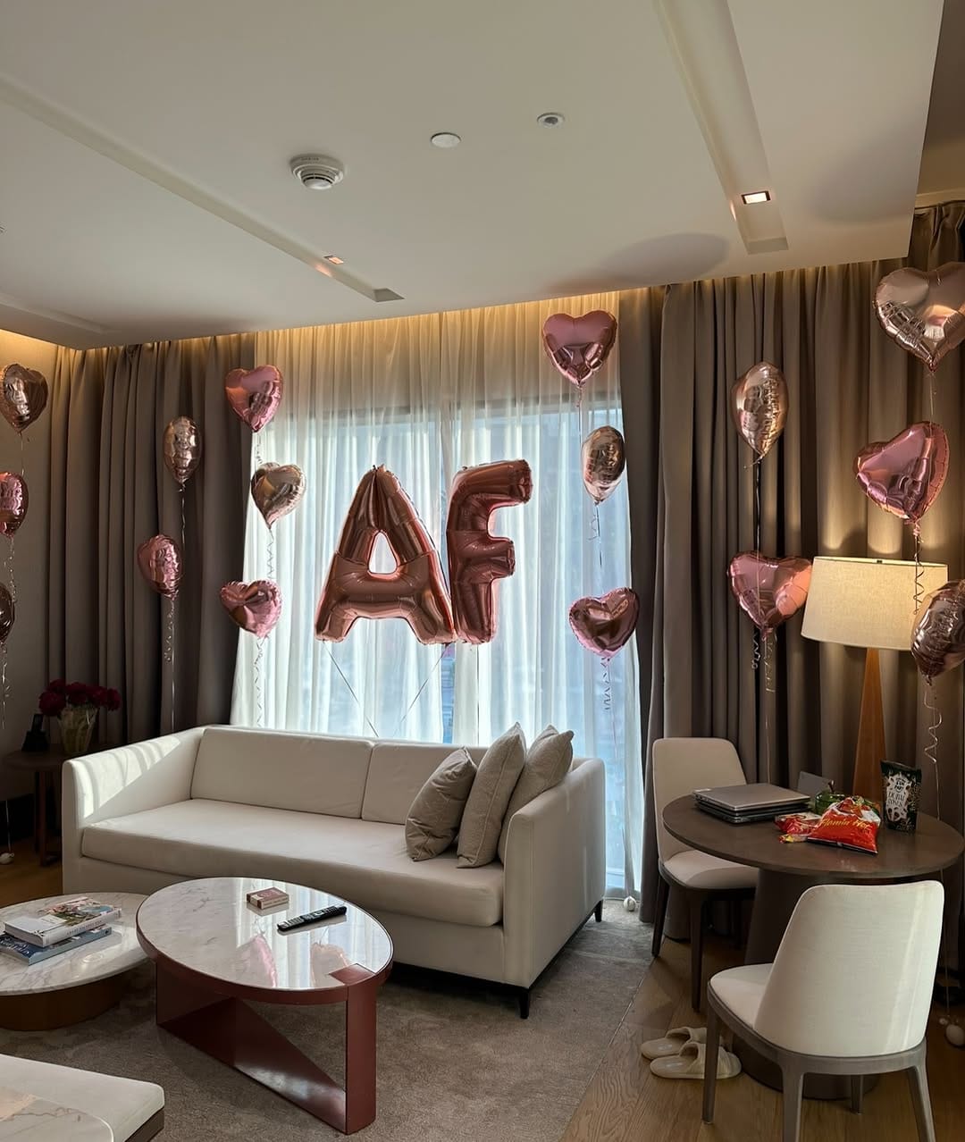 Post 3 by The Pop Shop 🎈 Luxury Balloons & Roses Dubai on Instagram (carousel)