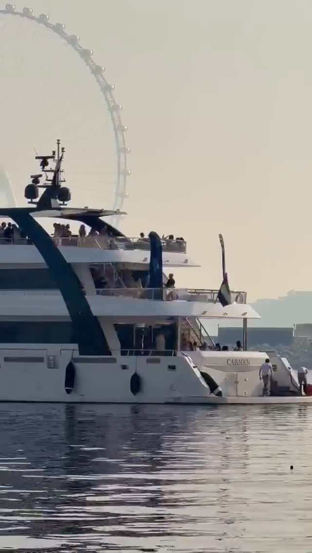 Post 2 by Farooq Khan Frk on Instagram (video)