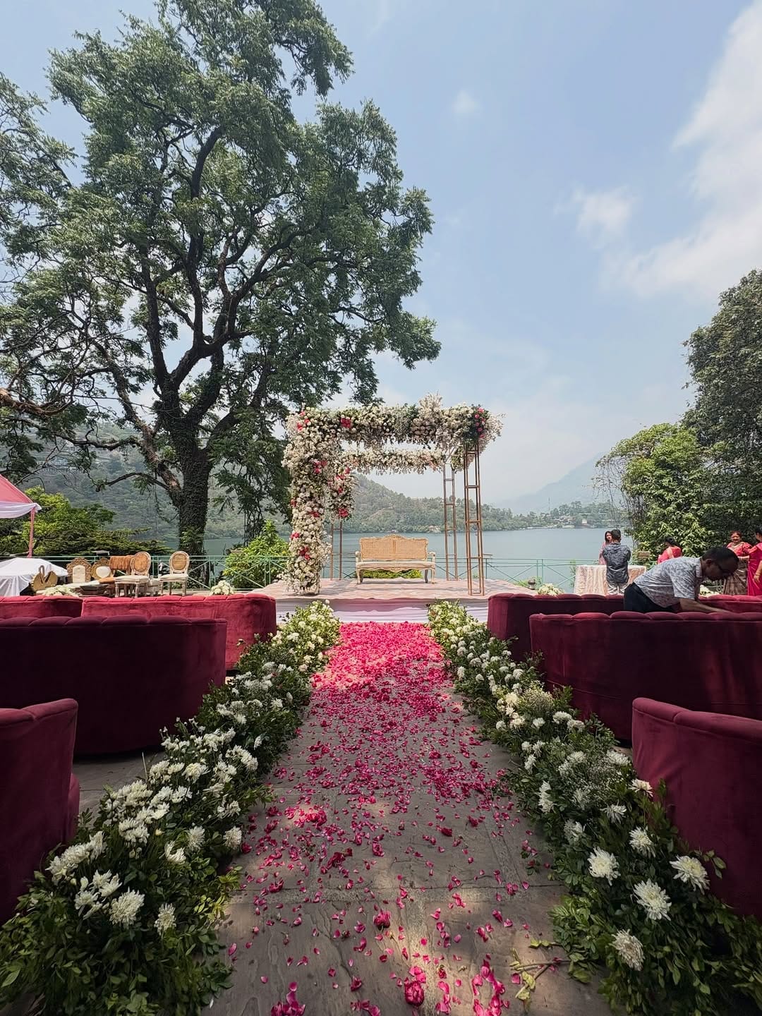 Post 4 by Uv Wedding on Instagram (carousel)