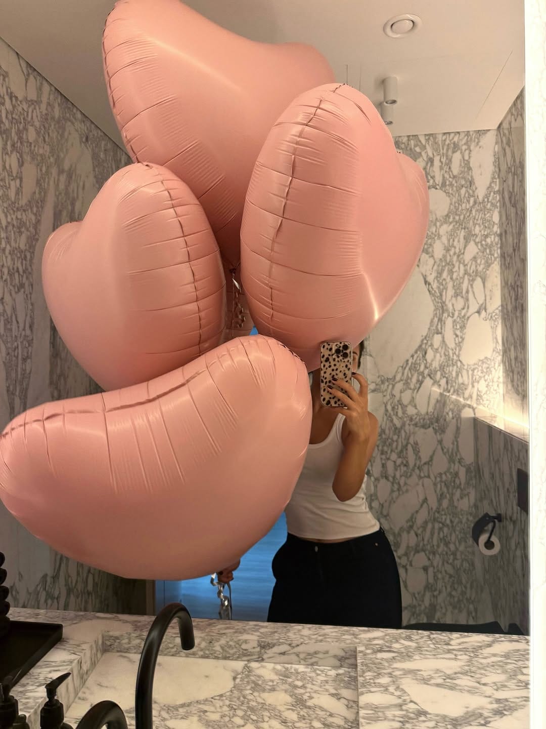 Post 4 by BALLOONS | EVENTS | DECOR | DUBAI on Instagram (carousel)