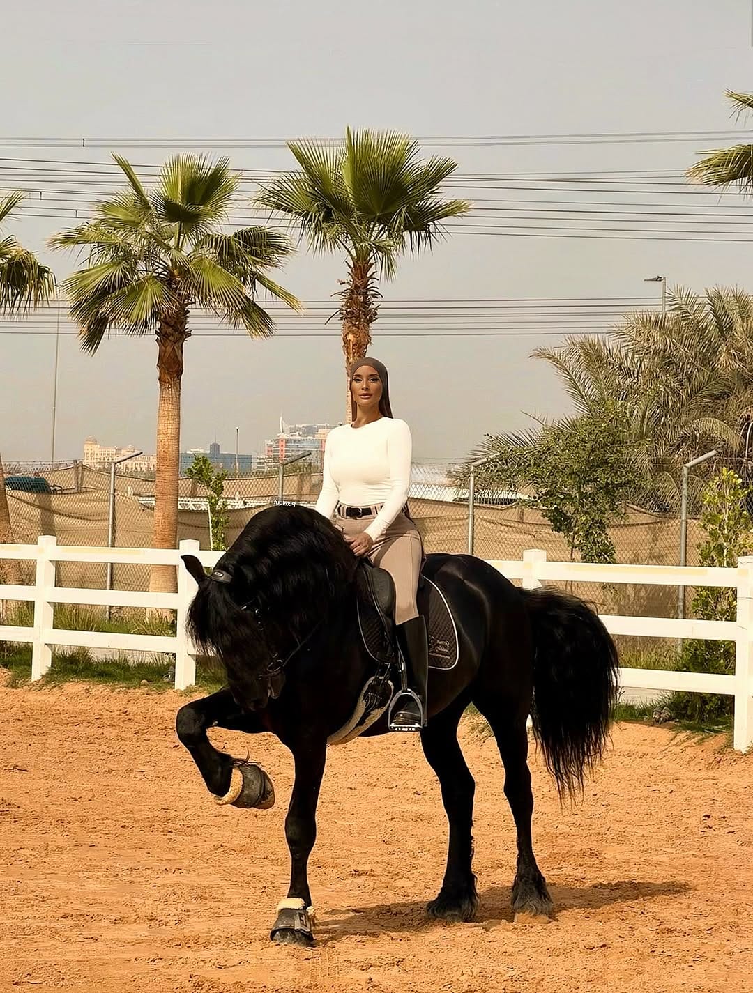 Post 4 by ♡ غيداء on Instagram (carousel)