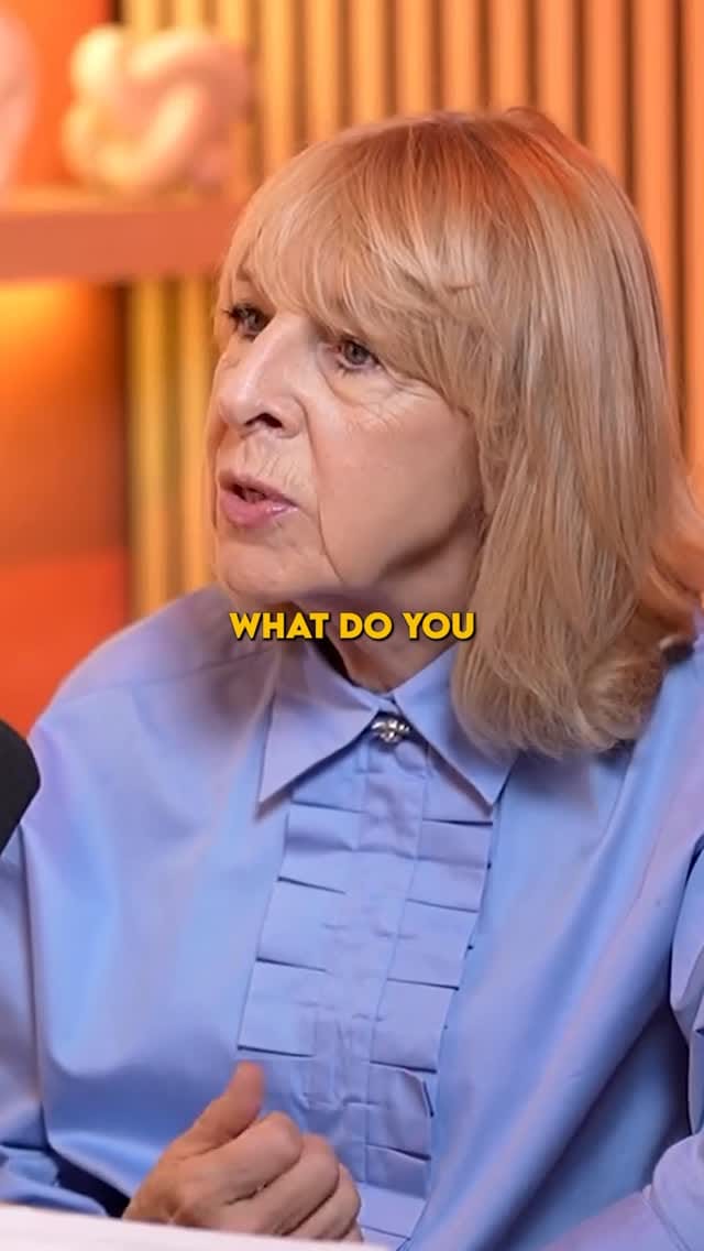 Post 2 by Julie Mallon - Sleep Consultant on Instagram (video)