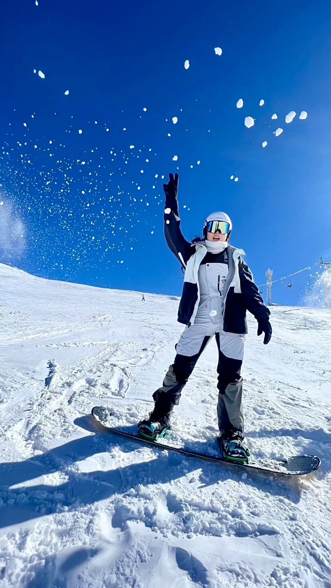 Post 1 by Dr Niloofar Vali on Instagram (video)