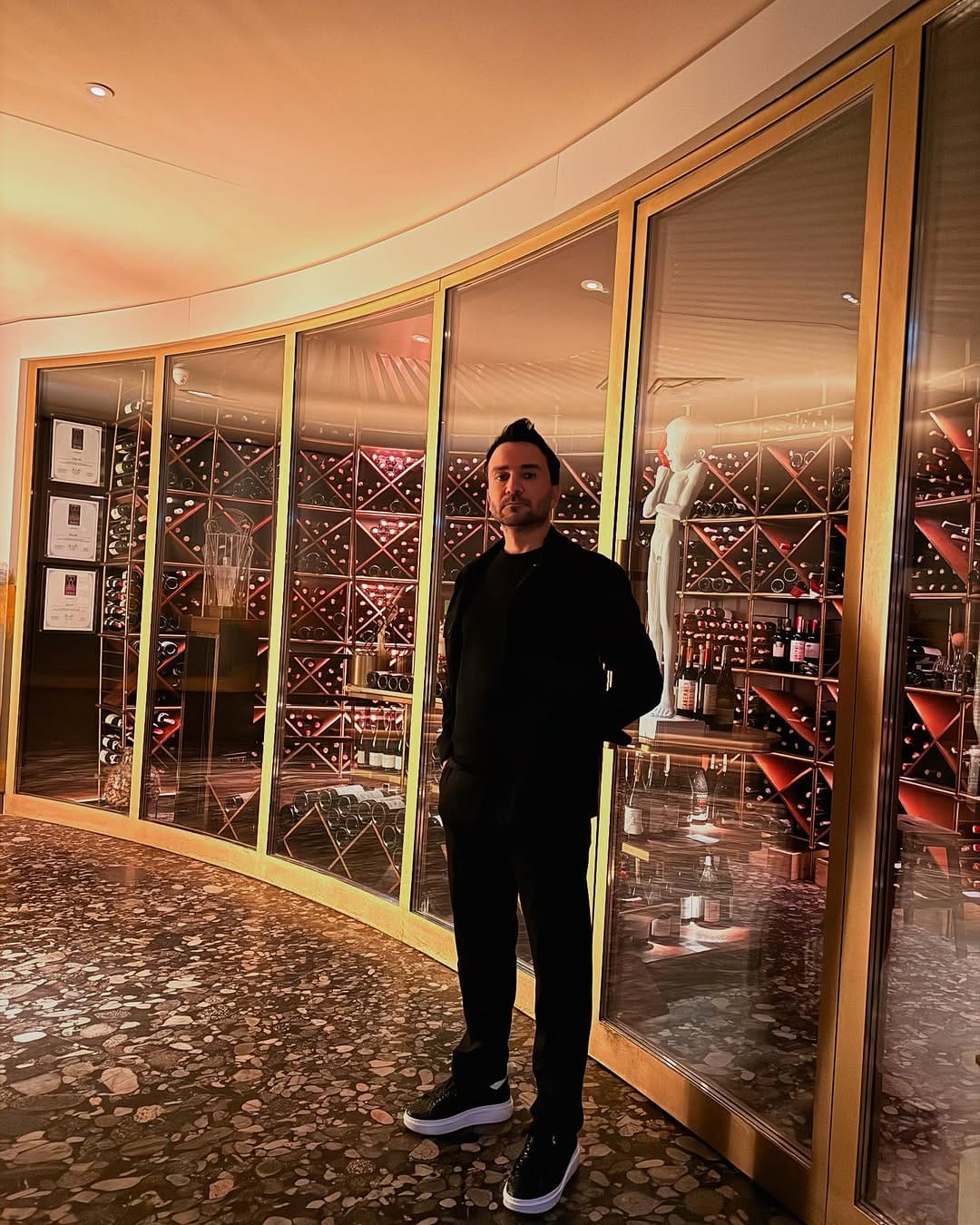 Post 6 by Ertuğ on Instagram (carousel)