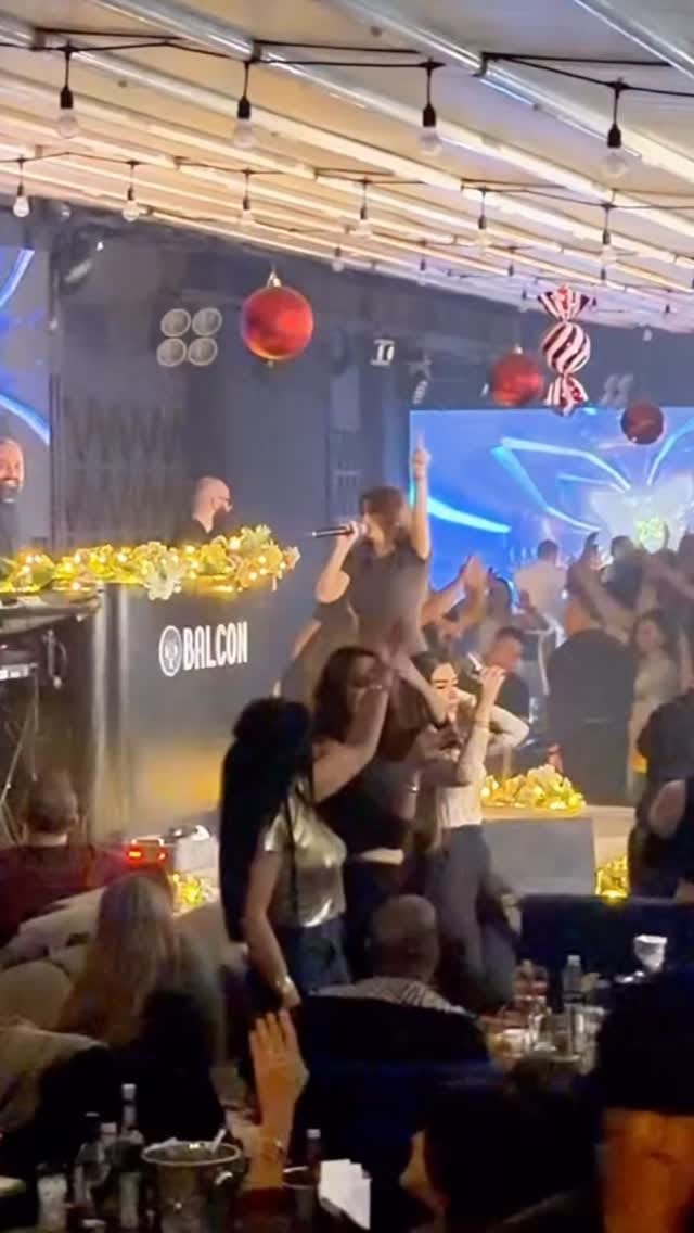 Post 6 by Pamela Farhat on Instagram (video)