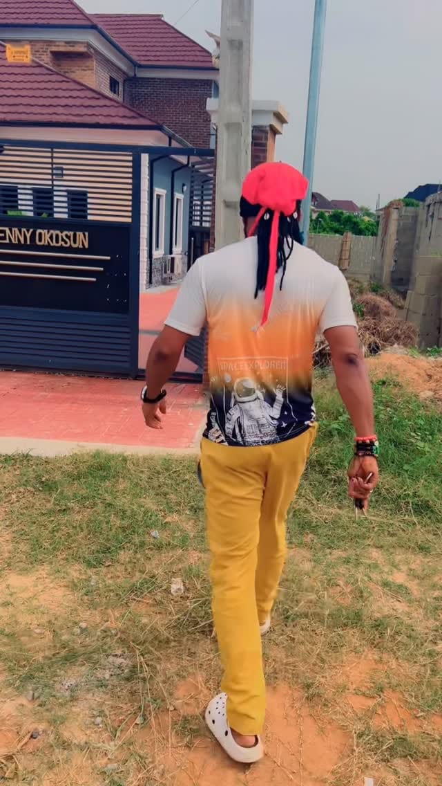 Post 4 by E N N Y O K O S U N on Instagram (video)