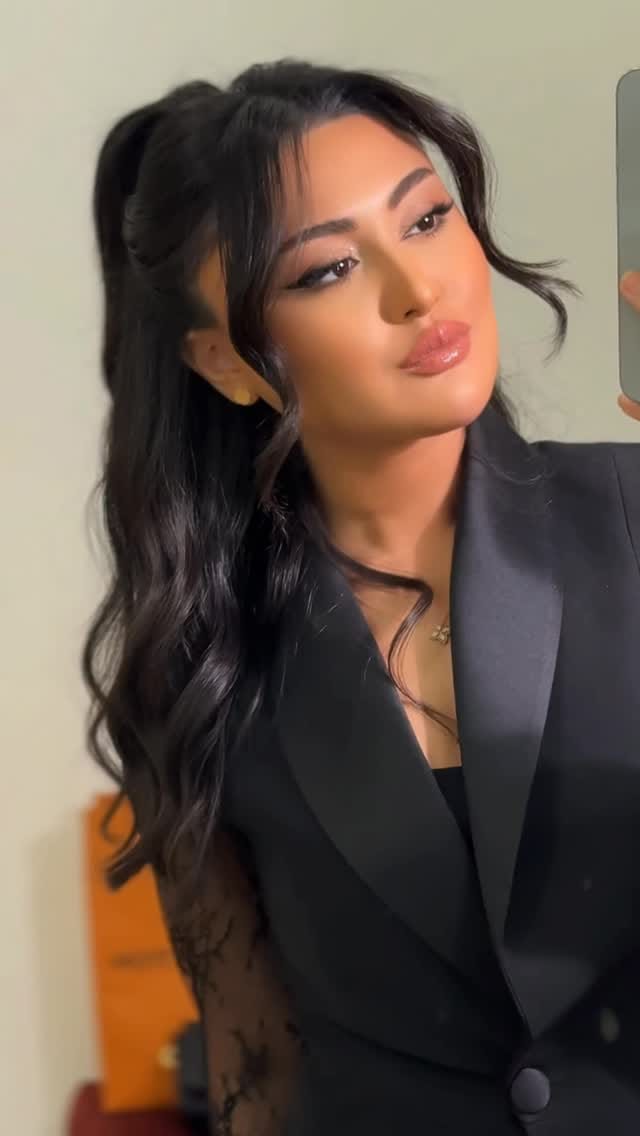 Post 3 by NARMİN ABDULL on Instagram (video)