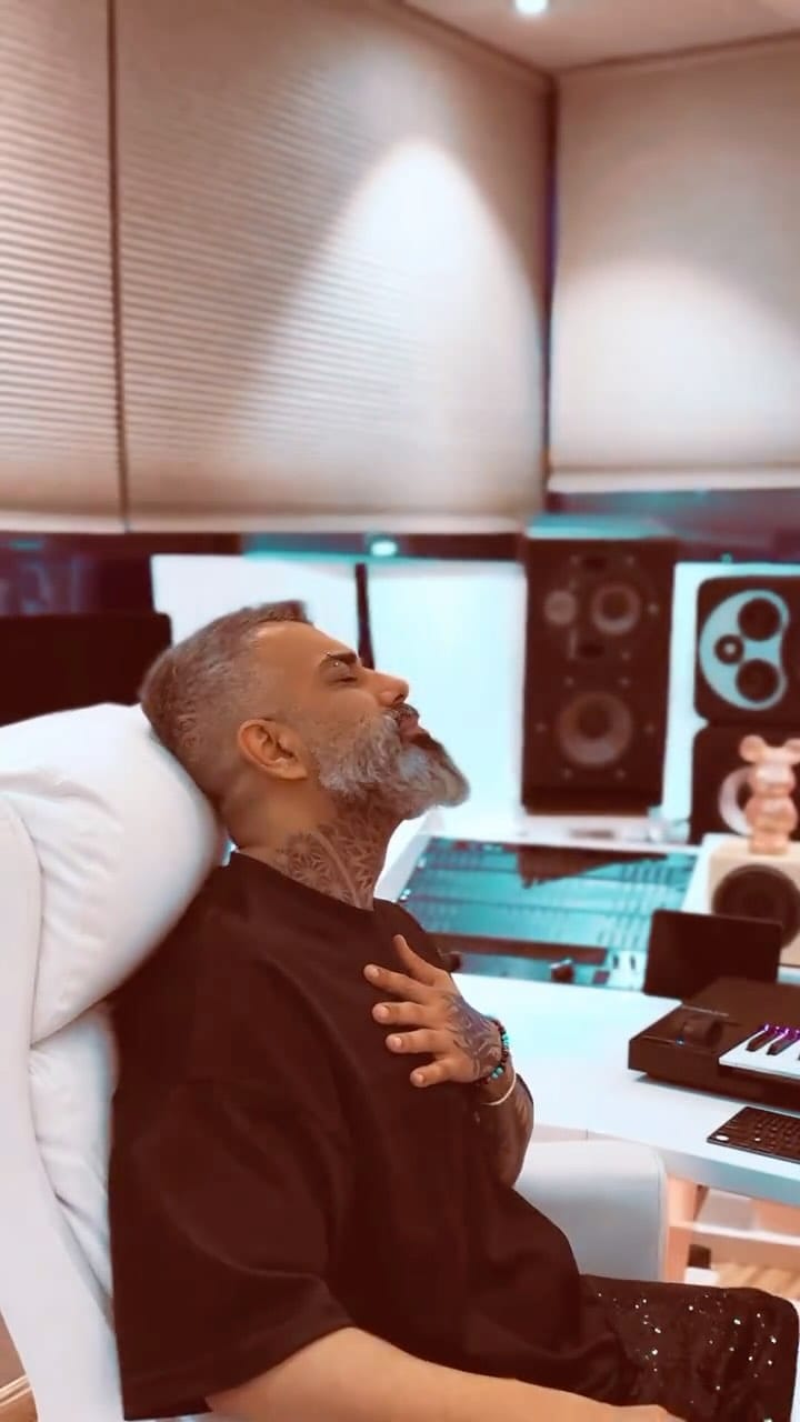 Post 3 by Hadi Sadri Rad on Instagram (video)