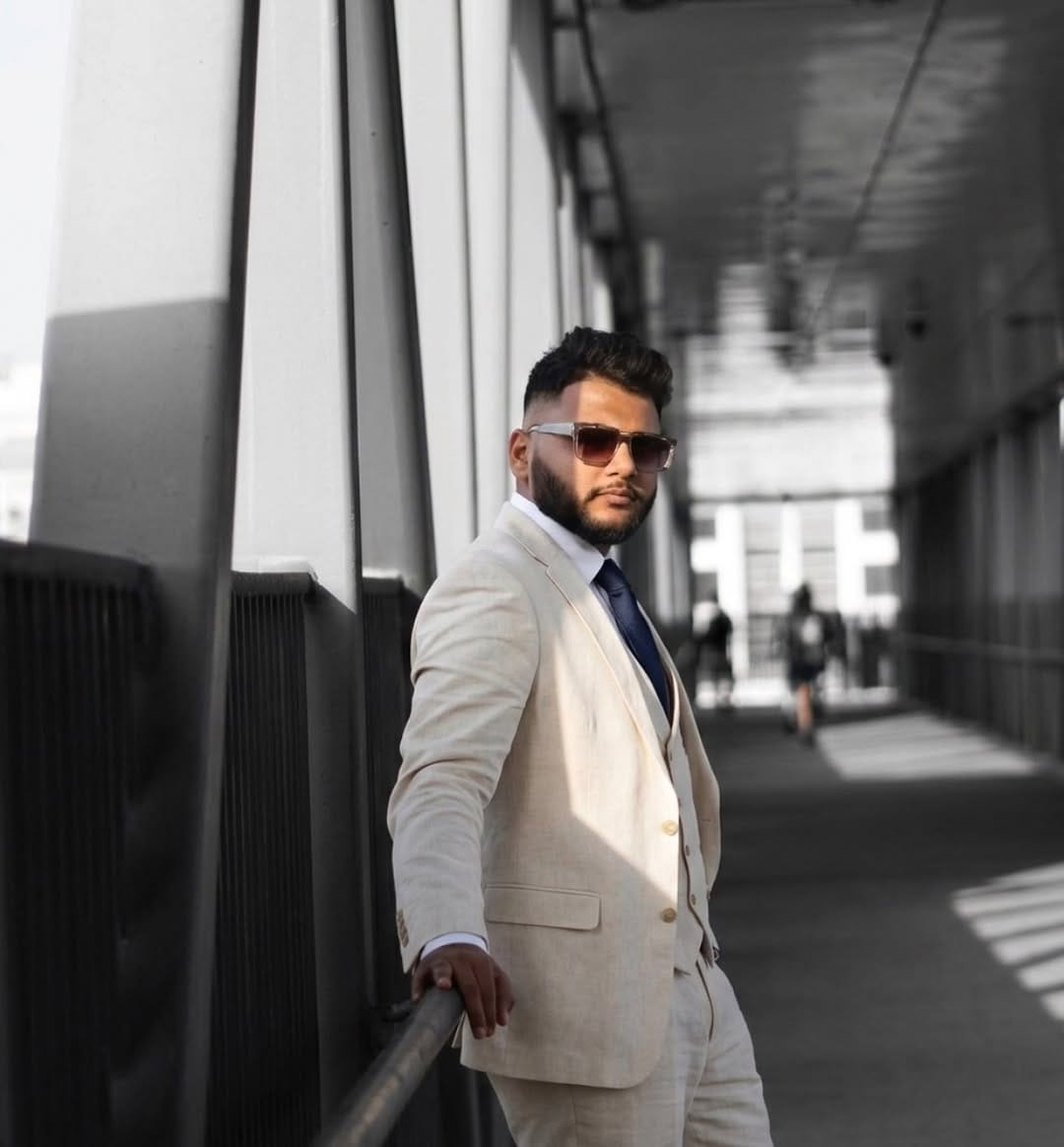 Post 5 by Roger Gonsalves on Instagram (image)