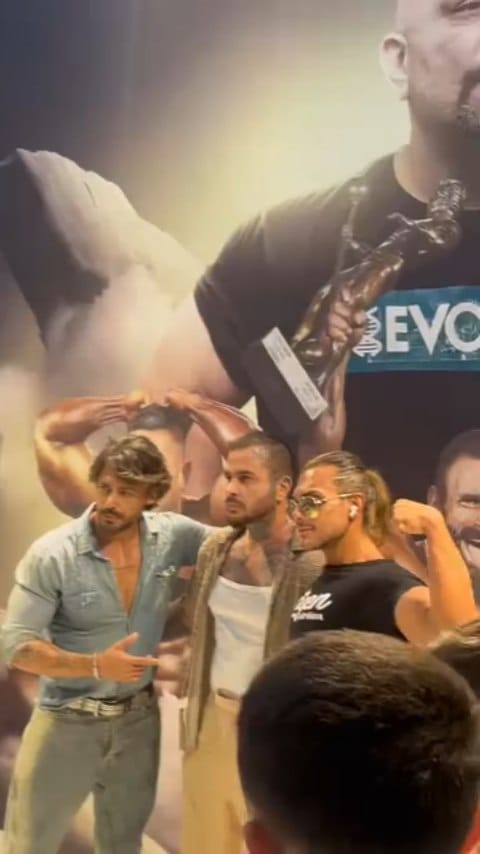 Post 9 by 𝗠𝗘𝗛𝗥𝗗𝗔𝗗𝗔𝗦𝗔𝗗𝗜 on Instagram (video)