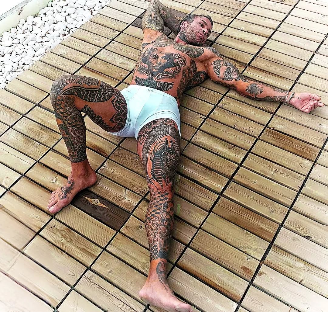 Post 3 by 𝗠𝗘𝗛𝗥𝗗𝗔𝗗𝗔𝗦𝗔𝗗𝗜 on Instagram (image)
