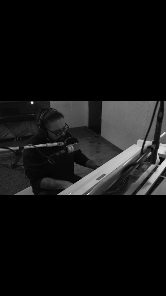 Post 3 by KAMANOUD on Instagram (video)