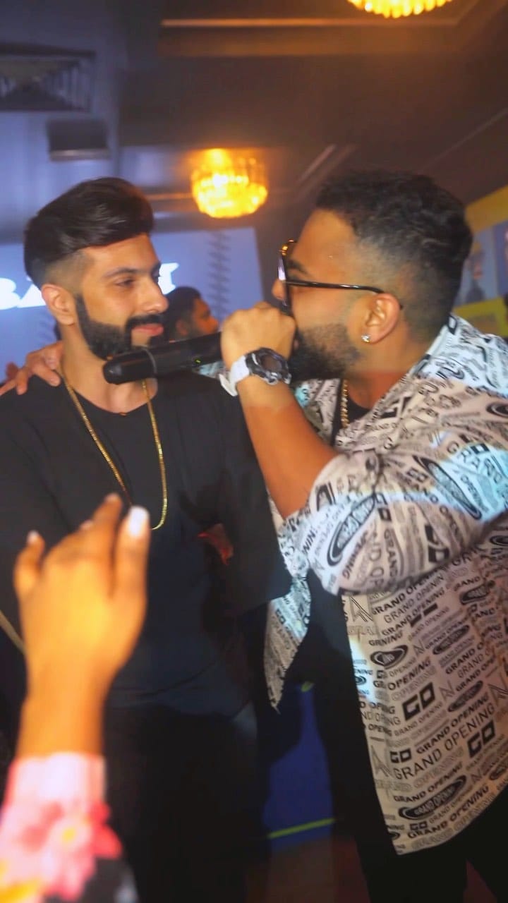 Post 10 by Karan Bhatia on Instagram (video)