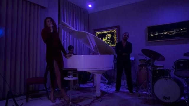 Post 7 by Alexandra Dora Pádár on Instagram (video)