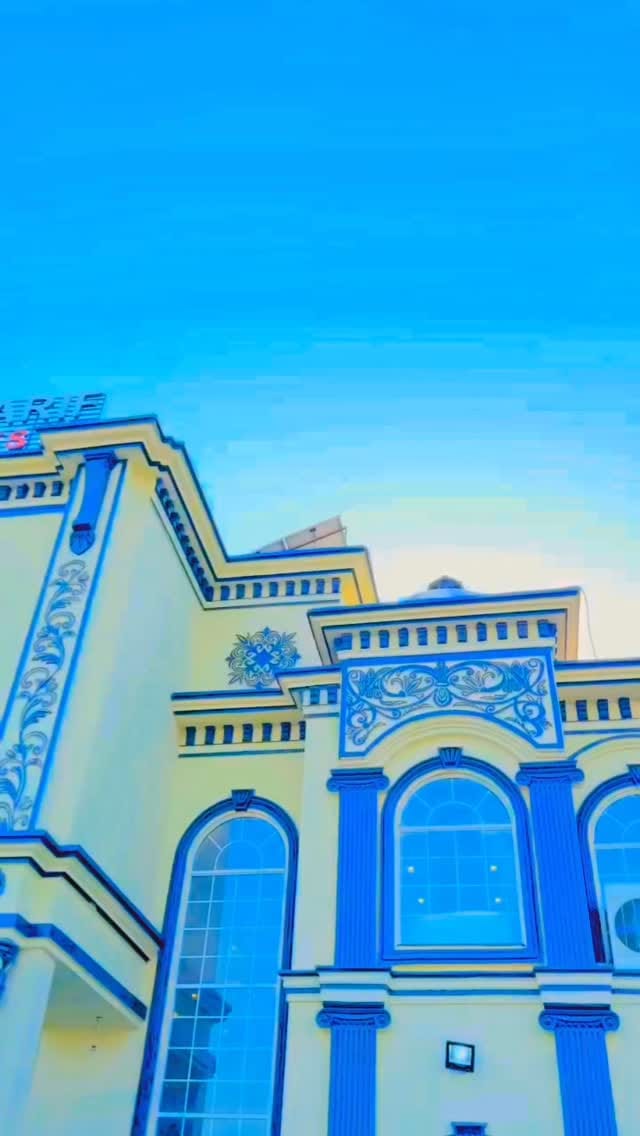 Post 10 by Raja Zia on Instagram (video)