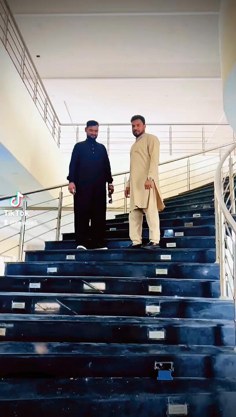 Post 9 by Raja Zia on Instagram (video)