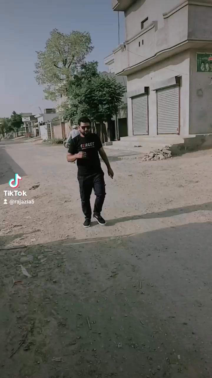 Post 7 by Raja Zia on Instagram (video)