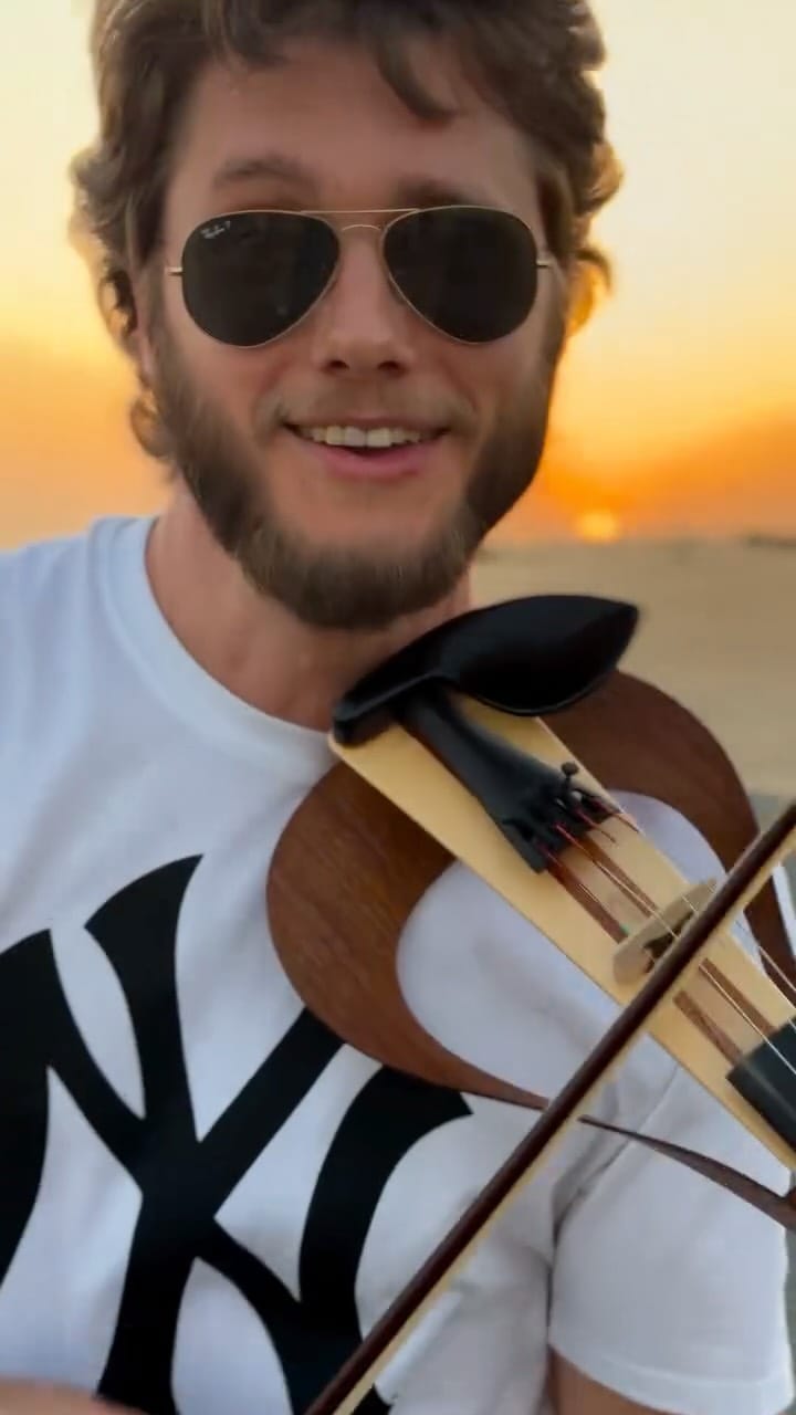 Post 7 by Violin Dubai on Instagram (video)