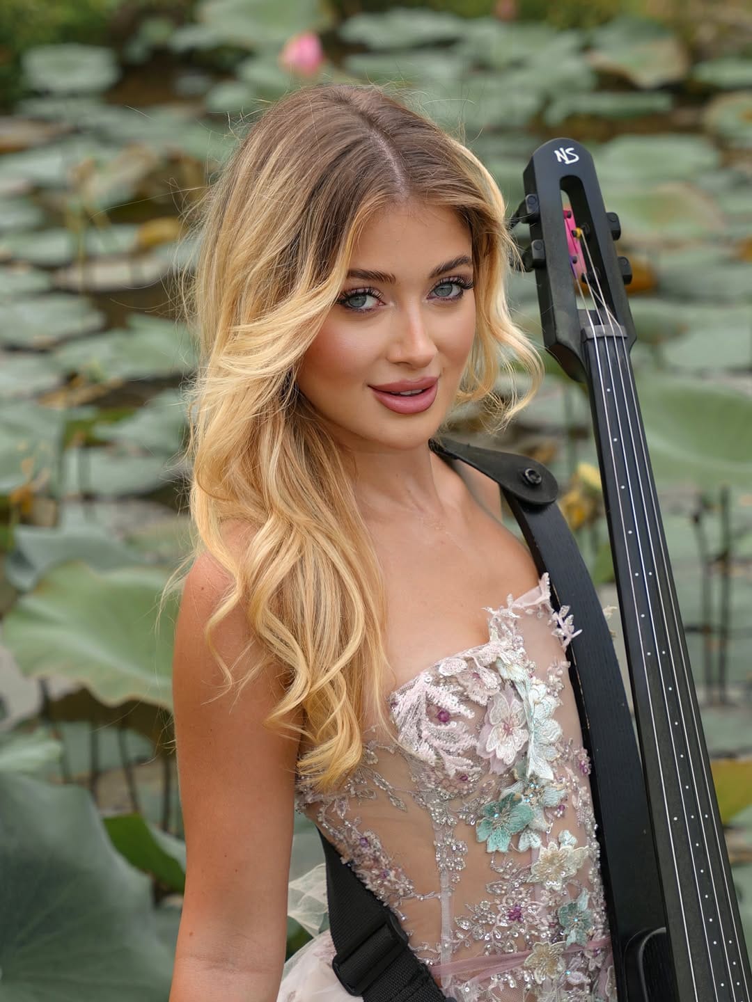 Post 4 by Dubai cellist 🇦🇪 on Instagram (image)
