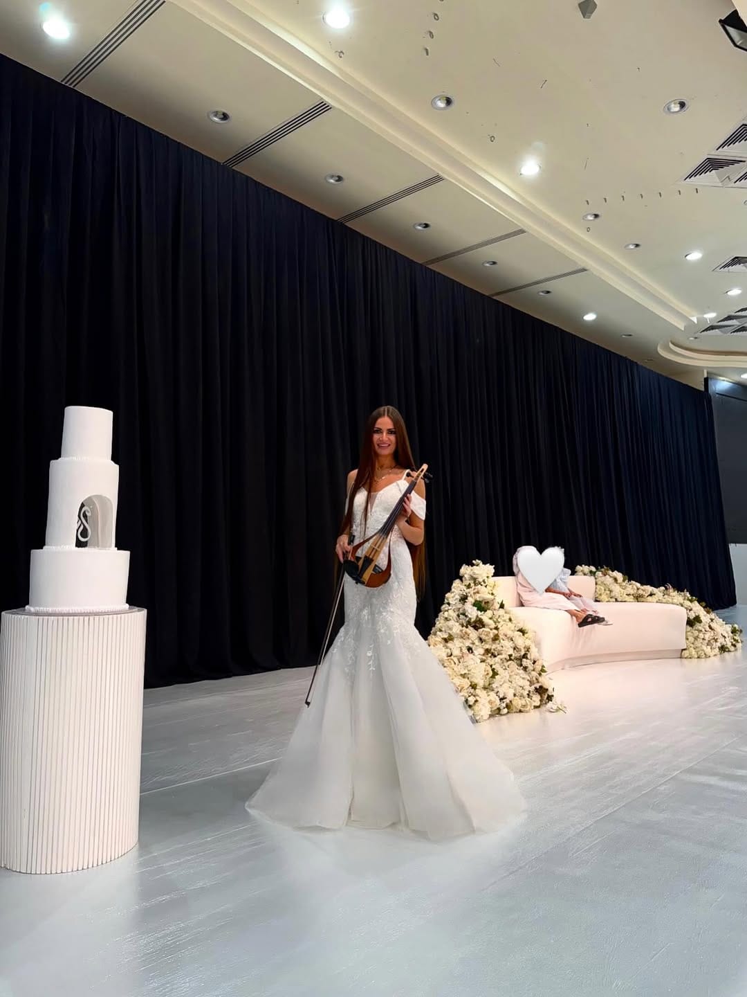 Post 3 by Ksenia Kot 🎻Violin & Dj 🎧 Musician in Dubai, Abu Dhabi, UAE 🇦🇪 on Instagram (image)