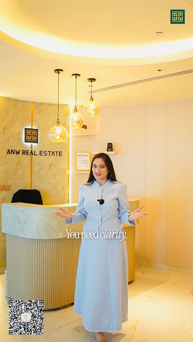 Post 7 by Amna Riaz on Instagram (video)