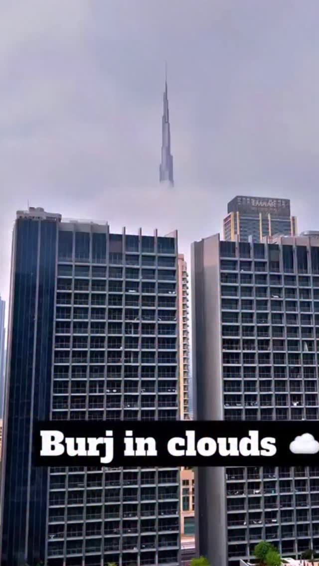 Post 6 by Amna Riaz on Instagram (video)