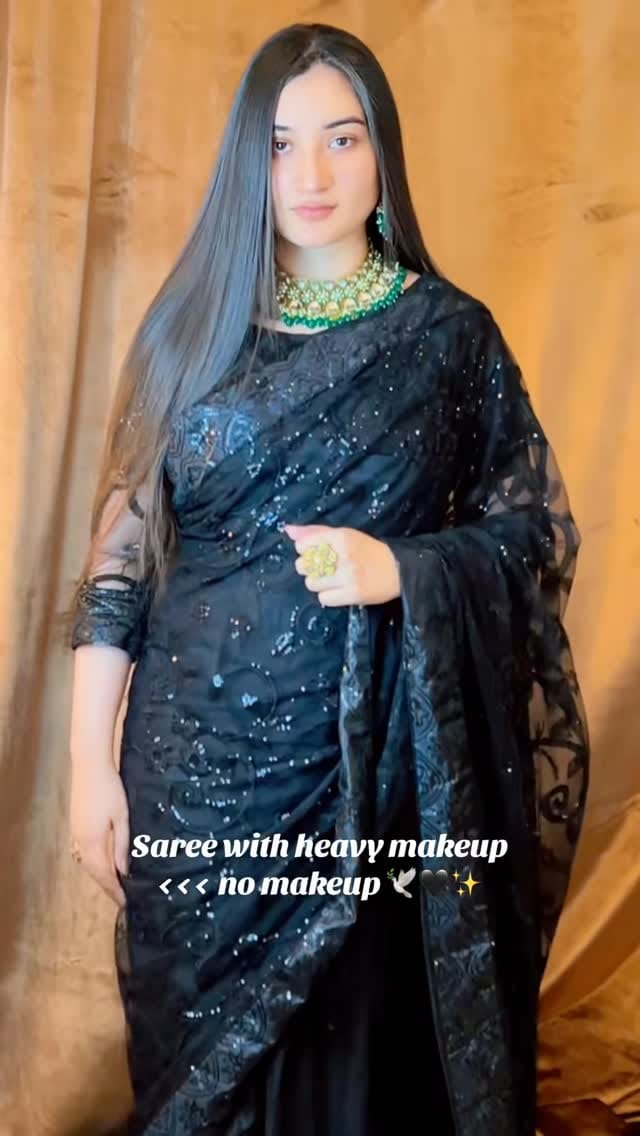 Post 2 by Amna Riaz on Instagram (video)